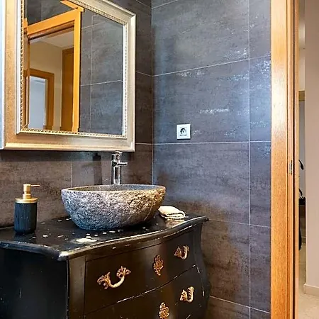 Barcelona Hotel 4*